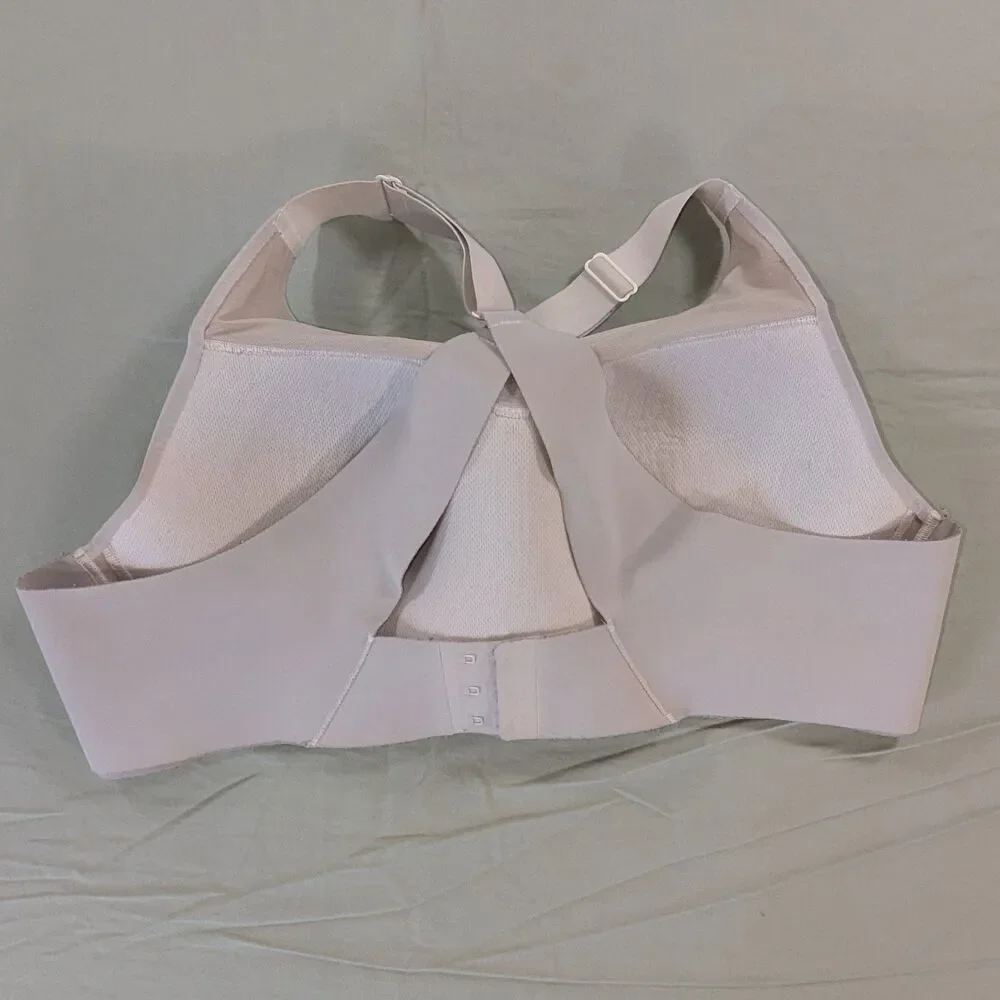 Gymshark Light White Seamless Sports Bra